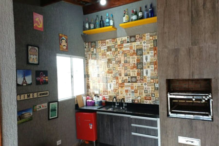Casa à venda com 3 quartos, sendo 1 suíte, no condomínio Residencial Shekinah, São Paulo - SP