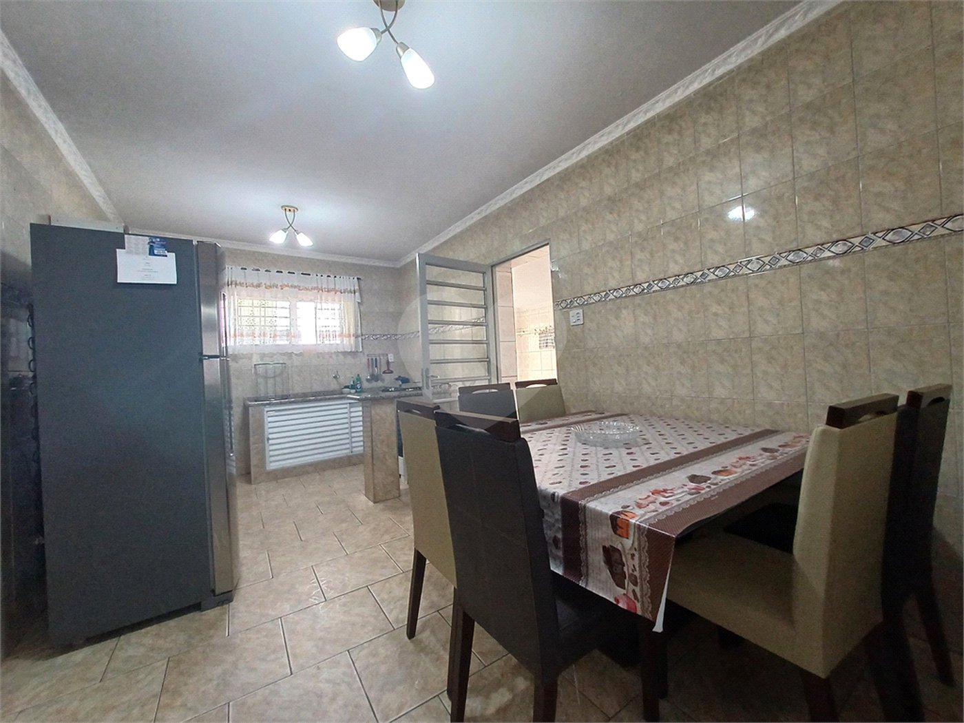 Casa à venda com 5 quartos em Jardim Maria Lúcia, Votorantim, SP
