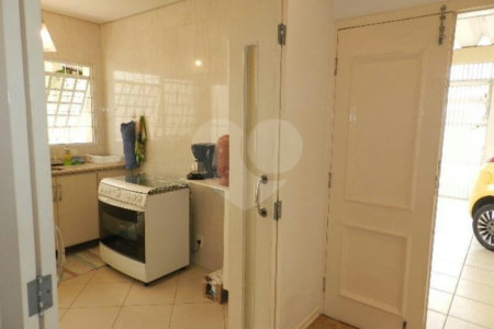 Casa de Vila à venda com 3 quartos, sendo 1 suíte, em Brooklin Novo, São Paulo, SP