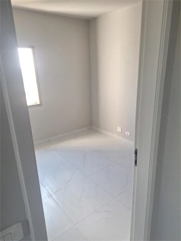 Apartamento à venda com 2 quartos em Jardim Iracema, São Paulo, SP