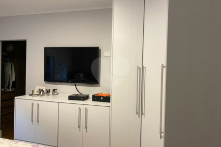 Apartamento à venda com 3 suítes em Santa Teresinha, São Paulo, SP