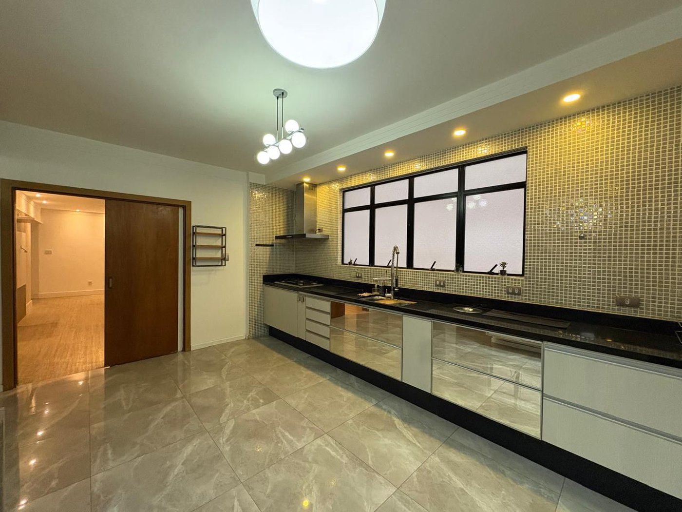 Apartamento com 3 dormitórios à venda, 145 m² por R$ 1.350.000,00 - Pompéia - Santos/SP