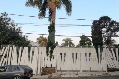 Casa Térrea à venda com 5 quartos, sendo 2 suítes, em Chácara Monte Alegre, São Paulo, SP