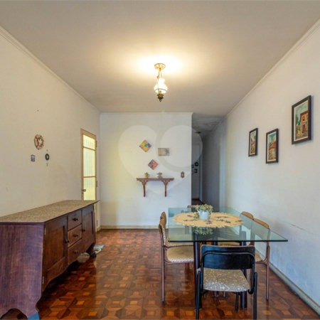 Casa Térrea à venda com 4 quartos, sendo 1 suíte, em Parque Jabaquara, São Paulo, SP
