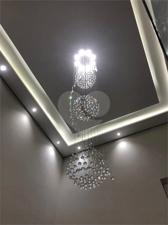 Sobrado à venda com 1 quarto, sendo 3 suítes, em Condomínio Residencial Euroville II, Bragança Paulista, SP