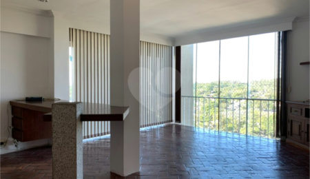 Apartamento à venda com 3 quartos, sendo 1 suíte,  em Alto da Boa Vista, São Paulo, SP