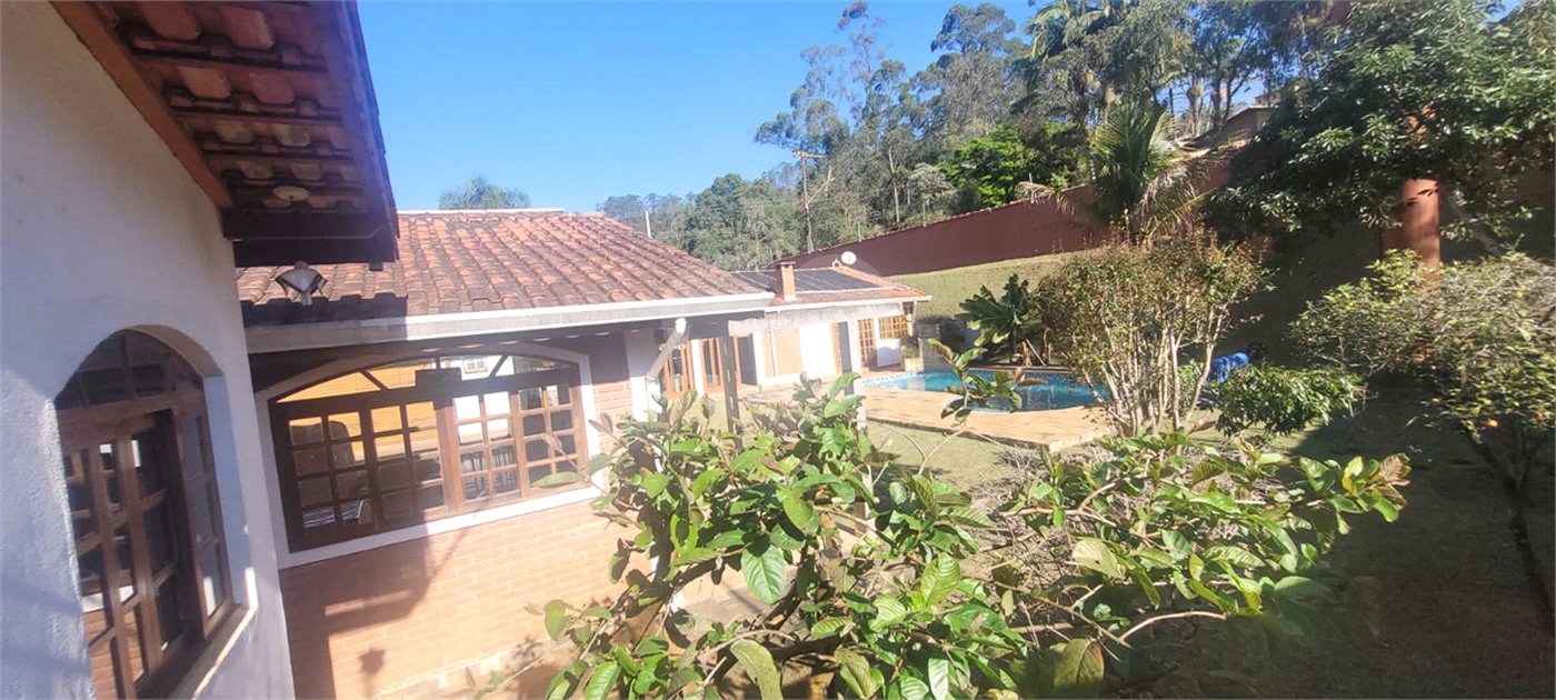 Casa à venda com 3 quartos, sendo 2 suítes,  em Mantiqueira, Mairiporã, SP