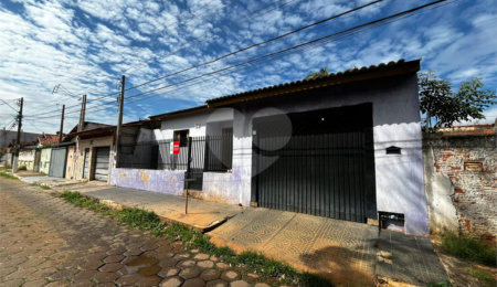 Casa à venda com 4 quartos em Vila Rocha, Itapetininga, SP