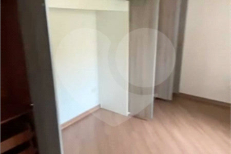 Apartamento à venda com 3 quartos, sendo 1 suíte, em Vila Machado, Jacareí, SP