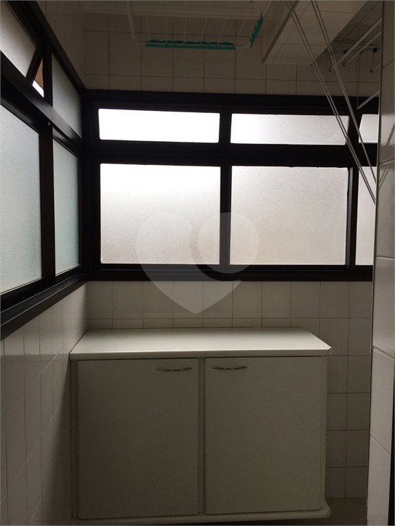 Apartamento à venda com 2 quartos, sendo 1 suíte, em Vila Pompéia, São Paulo, SP