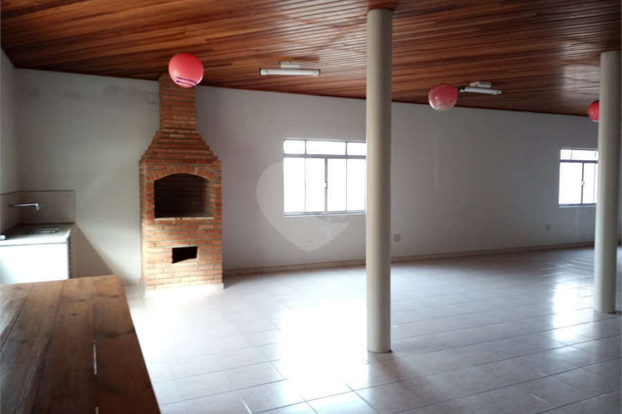 Sobrado à venda com 5 quartos em Horto, São Paulo, SP