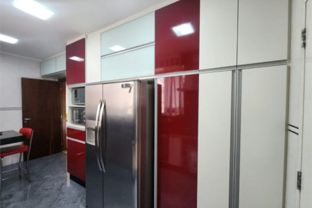 Casa à venda com 4 quartos, sendo 2 suítes, em Vila Romana, São Paulo, SP