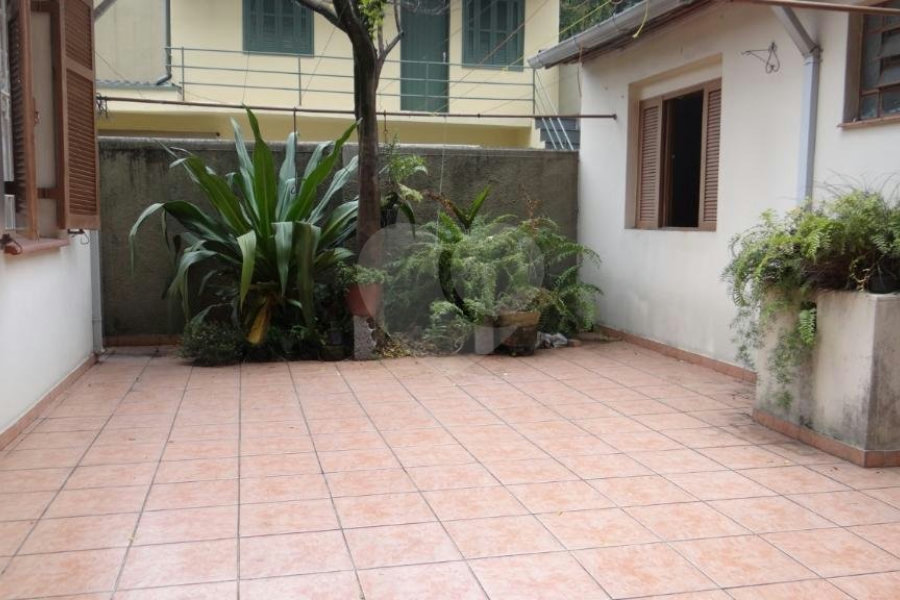 Casa Térrea à venda com 3 quartos em Pinheiros, São Paulo, SP