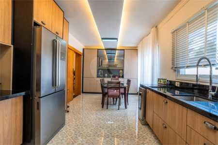 Casa à venda com 5 suítes no condomínio Fazenda São Joaquim, Vinhedo - SP