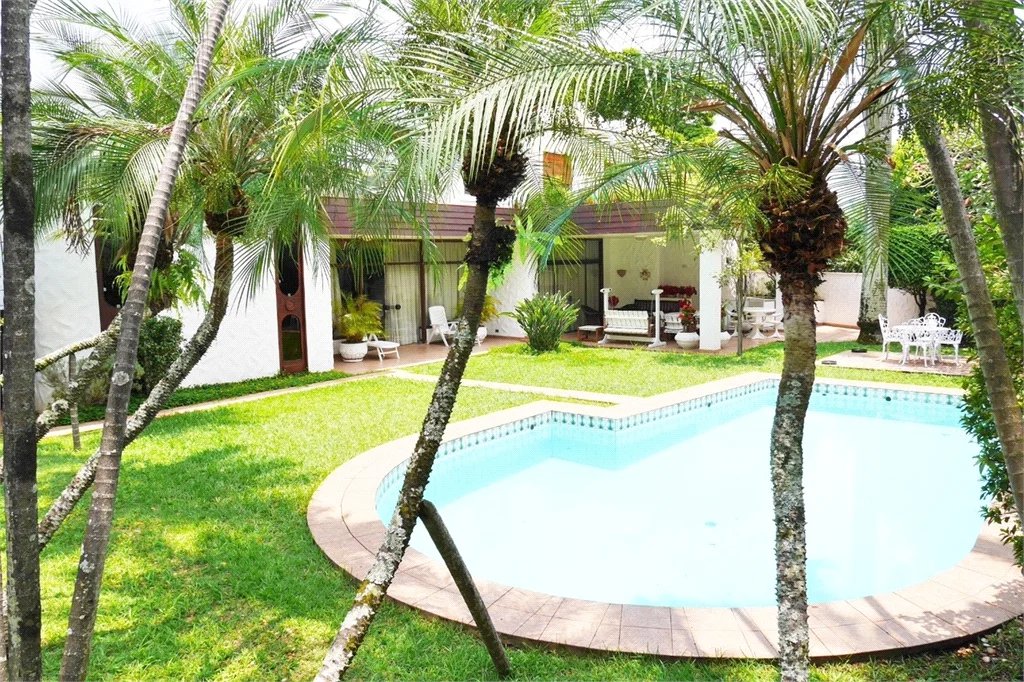 Casa à venda com 4 quartos, sendo 1 suíte, em Jardim Guedala, São Paulo, SP