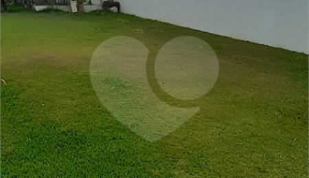 Casa à venda com 5 quartos, sendo 1 suíte, no Centro, Bom Jesus dos Perdões, SP