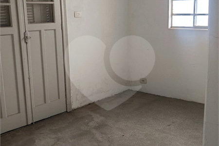 Sobrado à venda com 2 quartos, sendo 1 suíte, em Parada Inglesa, São Paulo, SP
