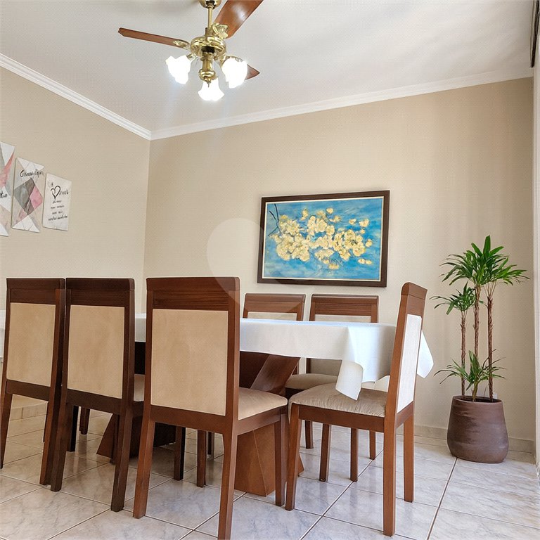 Sobrado à venda com 4 quartos, sendo 1 suíte,  em Sumarezinho, Ribeirão Preto, SP