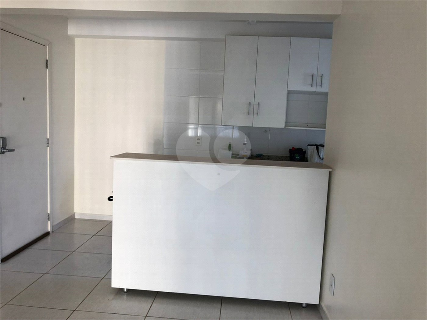 Apartamento à venda com 3 quartos, sendo 1 suíte,  em Brás, São Paulo, SP