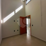 Casa à venda com 3 quartos, sendo 1 suíte, no condomínio Horto Florestal Villagio, Sorocaba - SP