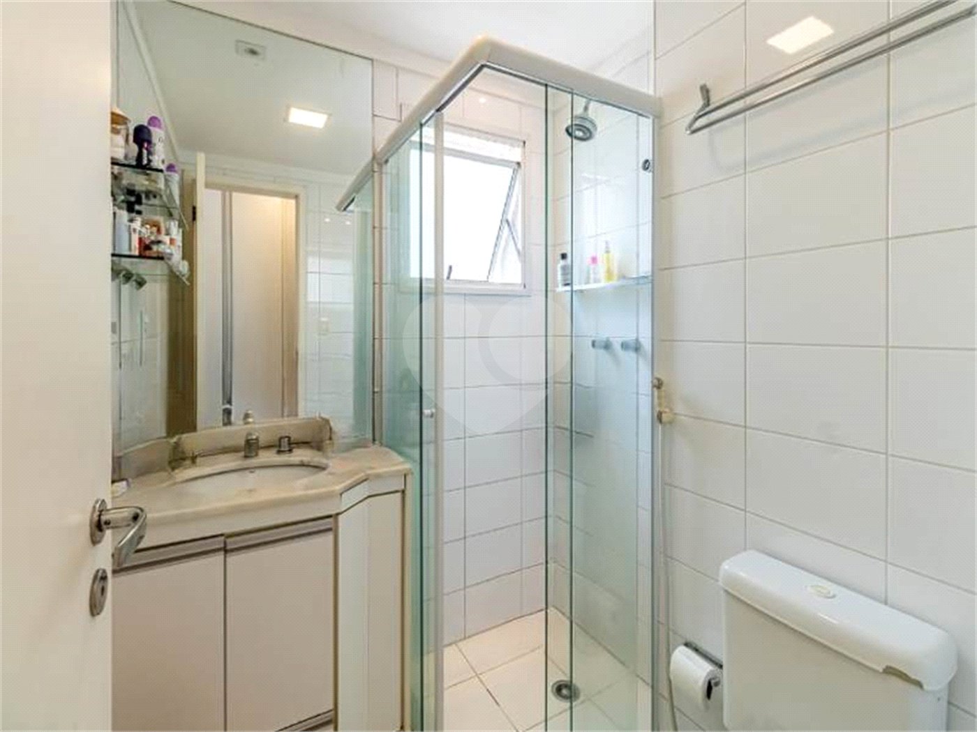 Apartamento à venda com 3 quartos, sendo 1 suíte, em Barra Funda, São Paulo, SP