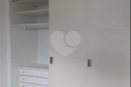 Apartamento à venda com 3 quartos, sendo 1 suíte, em Vila Andrade, São Paulo, SP