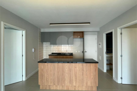 Apartamento à venda com 2 suítes em Pinheiros, São Paulo, SP
