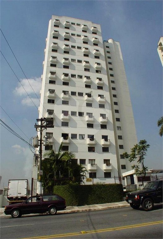 Cobertura à venda com 2 quartos, sendo 1 suíte,  em Vila Andrade, São Paulo, SP