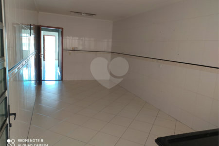 Sobrado à venda com 3 quartos, sendo 1 suíte, em Vila Maria Alta, São Paulo, SP