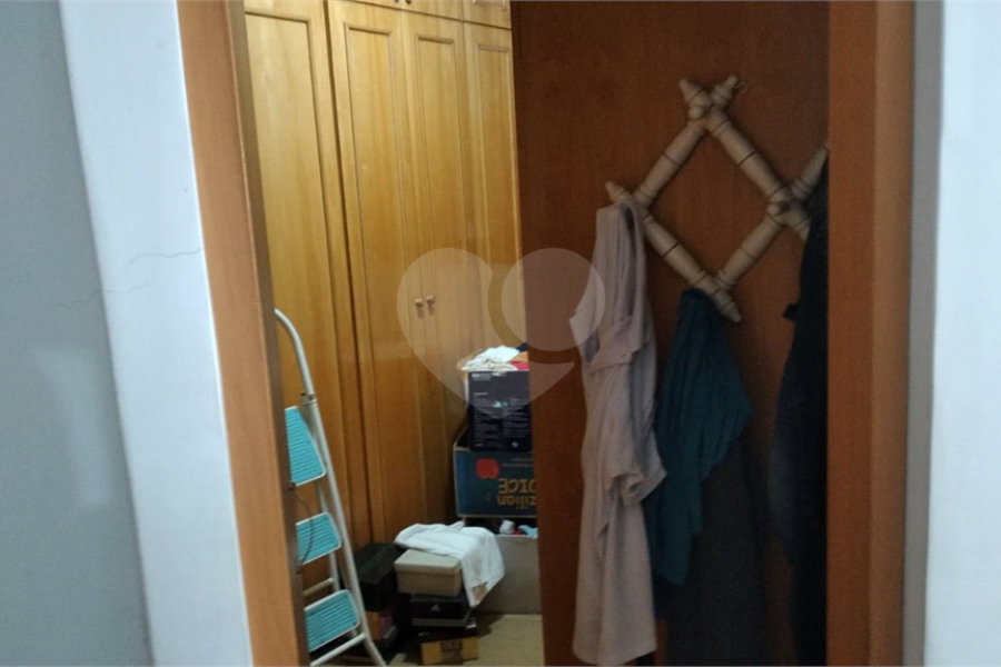 Sobrado à venda com 4 quartos, sendo 2 suítes, em Horto, São Paulo, SP