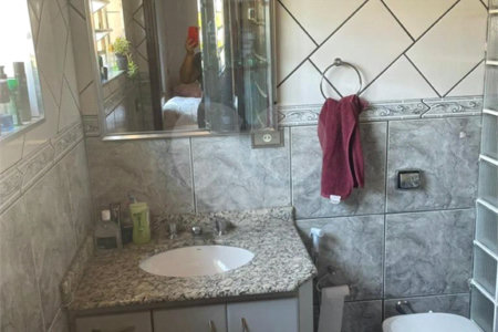 Casa à venda ou para alugar com 5 quartos, sendo 1 suíte, no condomínio Zuleika Jabour, Salto - SP