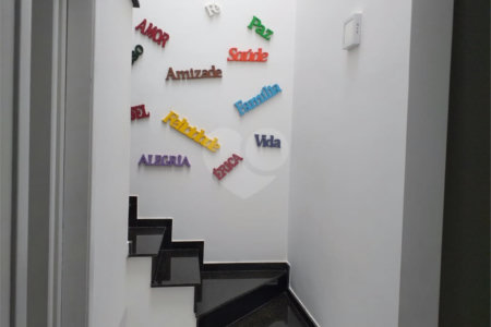 Sobrado à venda com 3 quartos, sendo 1 suíte, em Vila Mazzei, São Paulo, SP
