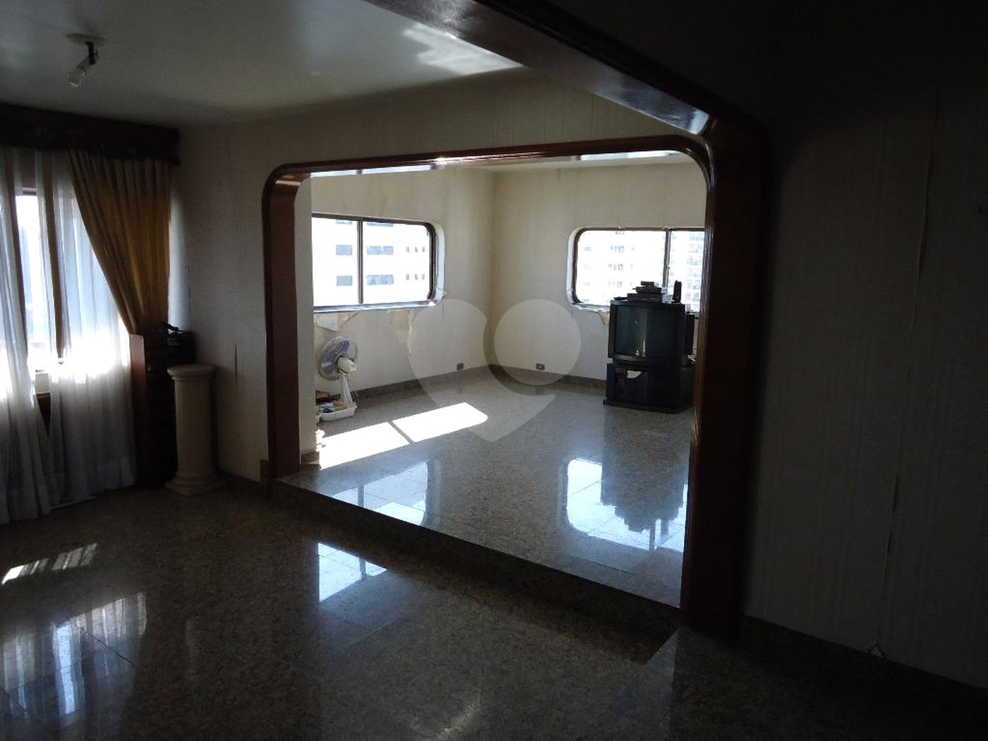 Apartamento amplo à venda - Vila Regente Feijó - São Paulo/SP