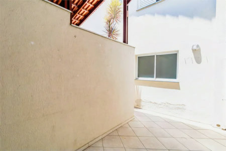 Casa de condomínio próximo do Jardim Bonfiglioli