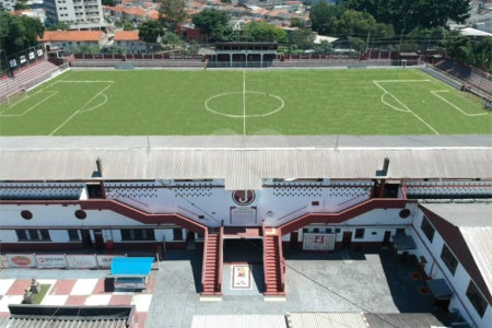 Na Mooca á venda Apartamento / Studio com 51m² 1 dormitório e 1 vaga.