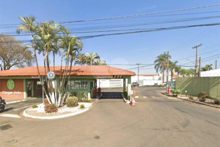 Casa a venda no Parque Fehr.