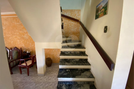 Casa/sobrado para venda com piscina no Santa Felícia Jardim