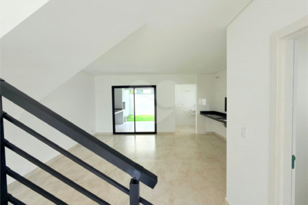 Casa à venda com 3 suítes no condomínio Mont Blanc Village, Vinhedo - SP