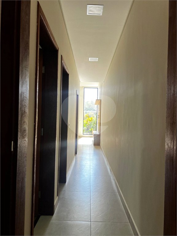 Casa à venda com 3 quartos, sendo 1 suíte, no condomínio Village Moutonnée, Salto - SP