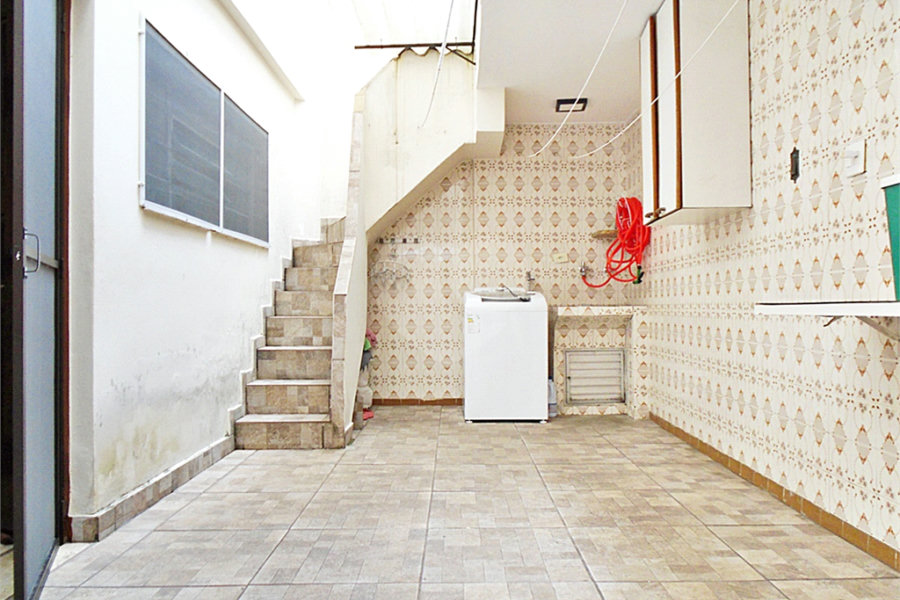 Casa à venda com 3 quartos, sendo 1 suíte, no condomínio Praça Doutor José Augusto César,8, São Paulo - SP