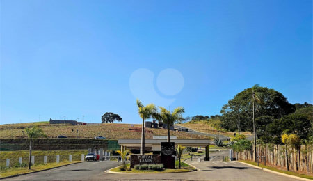 Terreno à venda no condomínio Portal Lamis, Bom Jesus dos Perdões - SP