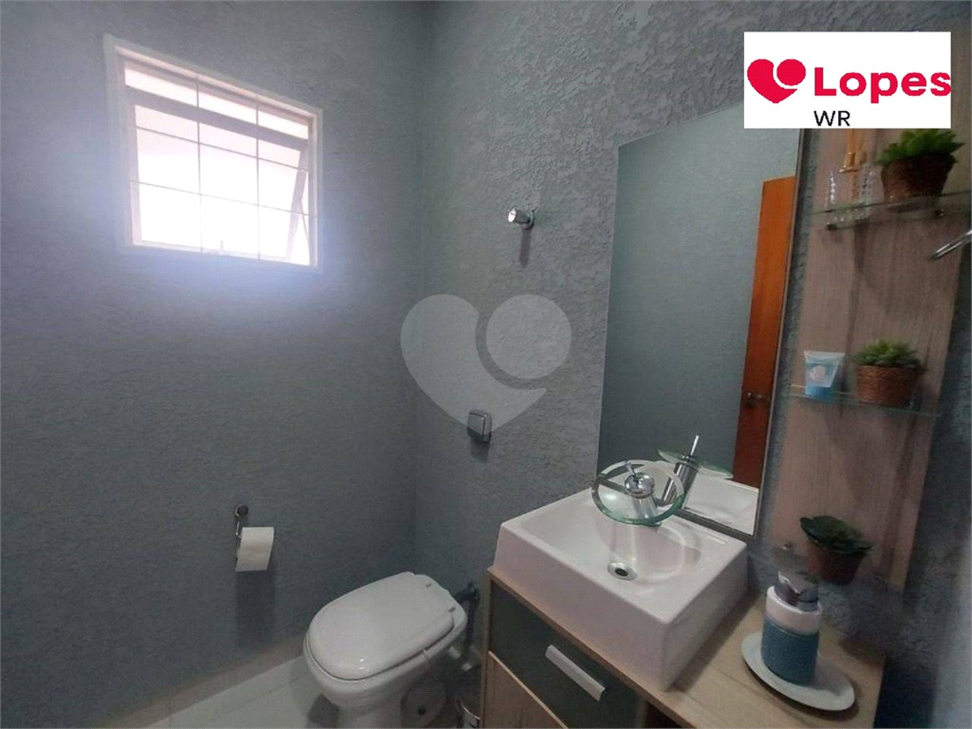Casa à venda com 5 quartos, sendo 1 suíte, em Jardim Shangri-lá, Atibaia, SP