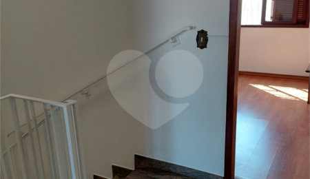 Sobrado à venda com 3 quartos, sendo 1 suíte,  em Vila Mascote, São Paulo, SP