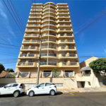 Apartamento à venda com 3 quartos, sendo 1 suíte, no Centro, Araraquara, SP