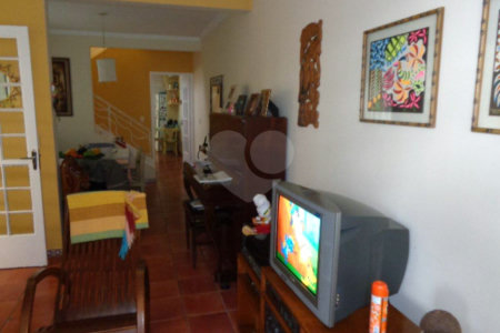 Casa à venda com 2 suítes em Jardim Olympia, São Paulo, SP