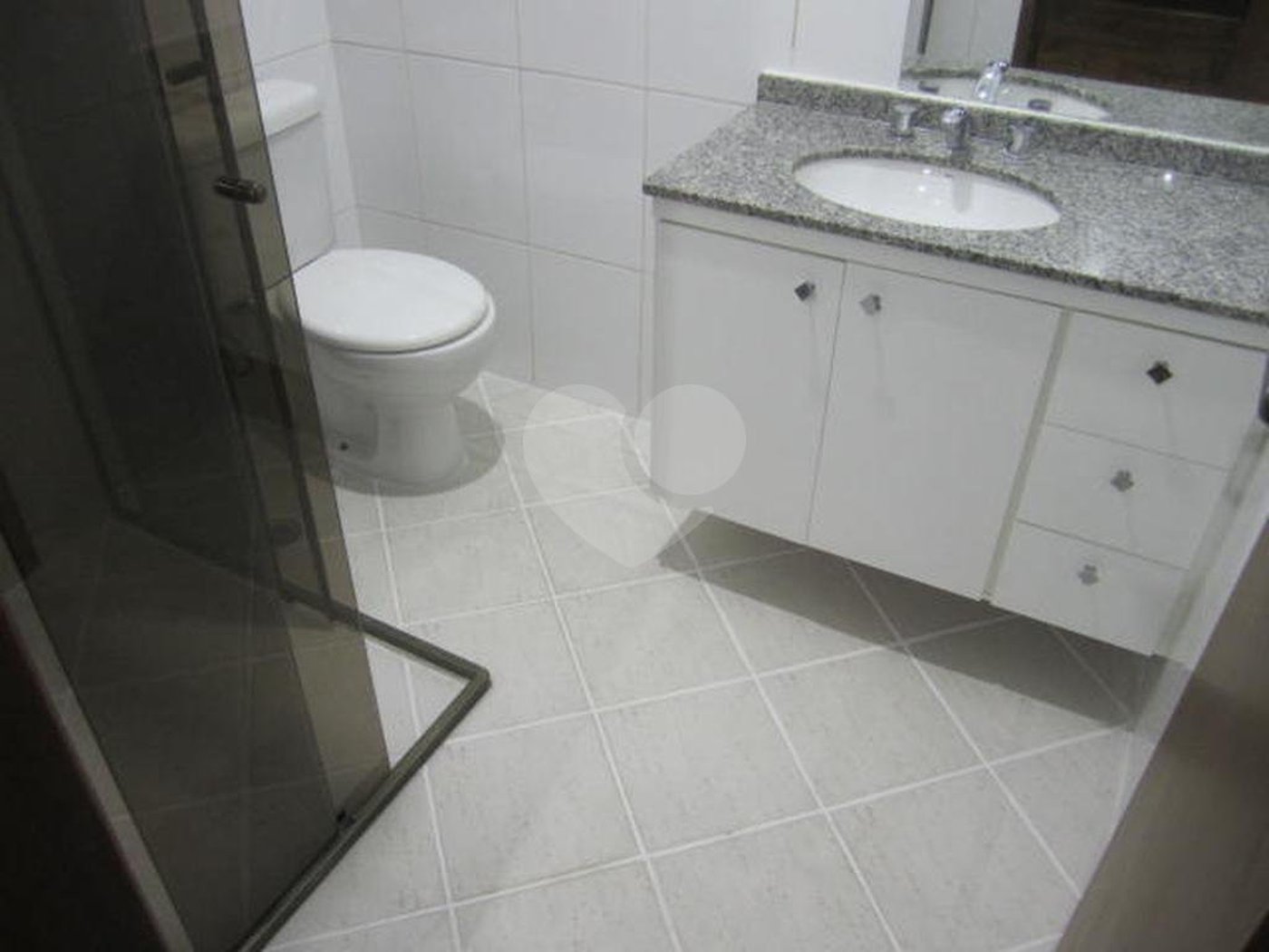 Casa para alugar com 4 quartos, sendo 2 suítes, no condomínio Palm Garden, São Paulo - SP