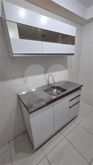 Apartamento à venda com 2 quartos em Vila Zat, São Paulo, SP