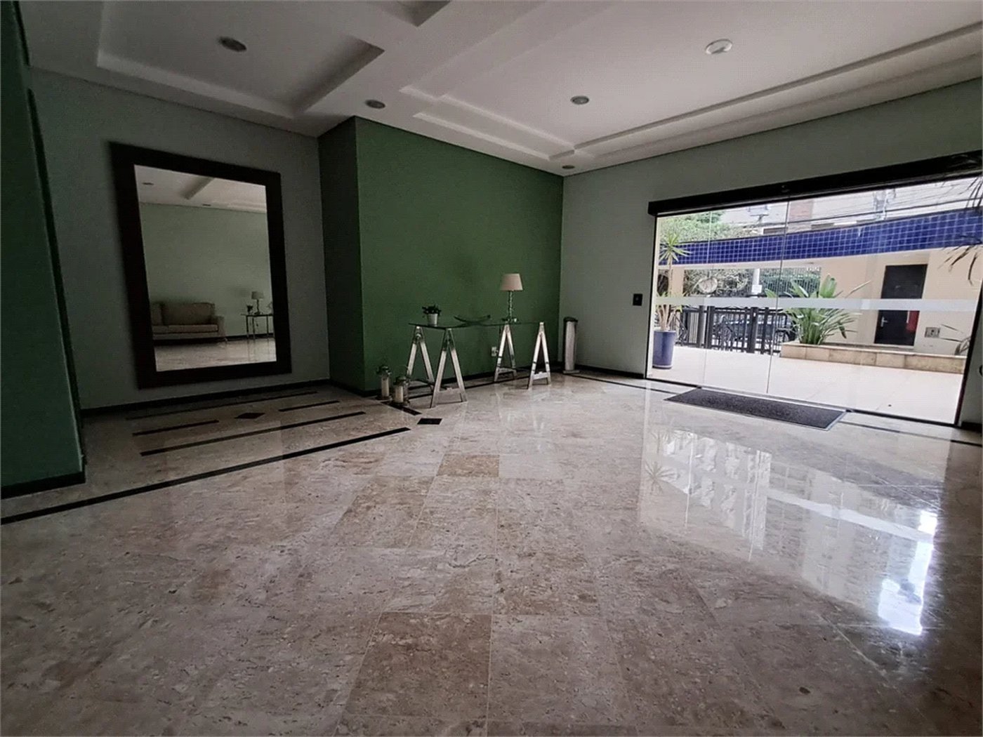 Apartamento à venda com 3 suítes em Vila Romana, São Paulo, SP