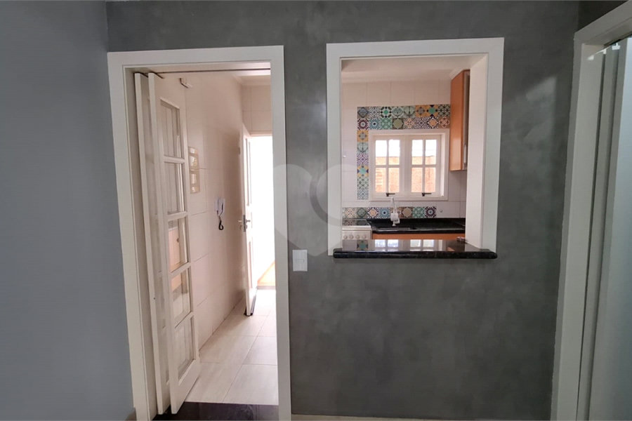 Casa à venda com 2 suítes no condomínio Village Palmas, São Paulo - SP