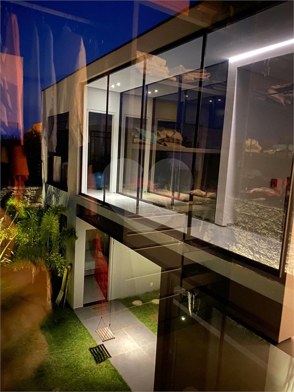 Casa à venda com 4 suítes no condomínio Villas do Golfe, Itu - SP